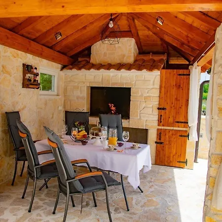 Ferienhaus Mit Privatpool Fur 5 Personen Ca 80 Qm In Drnis, Dalmatien Dalmatinisches Hinterland Holiday home Drnis